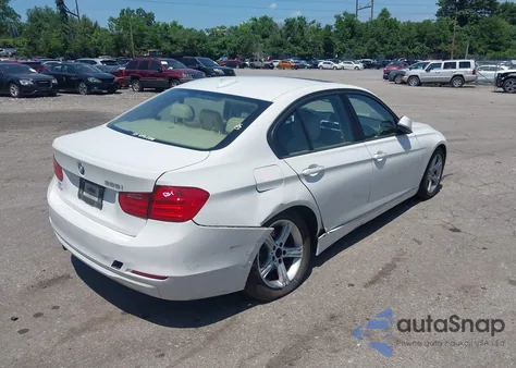 2013 BMW 328I из США, поврежденный, VIN WBA3A5G51DNP26366